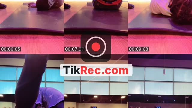 TikTok live: Sunday Morning Yogs 🧘🏾‍♀️🧘🏿‍♂️ by @djkb_40