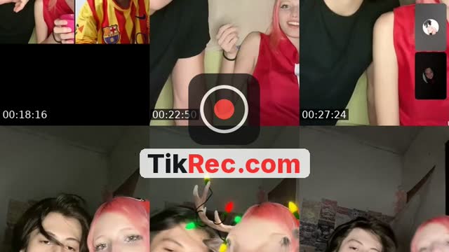 TikTok live: cosplay! by @yuyumi1k0
