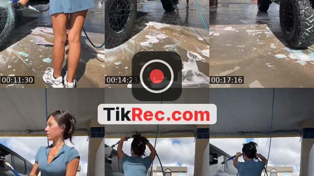 TikTok live: Wash my Bronco by @audreynicolesanchez