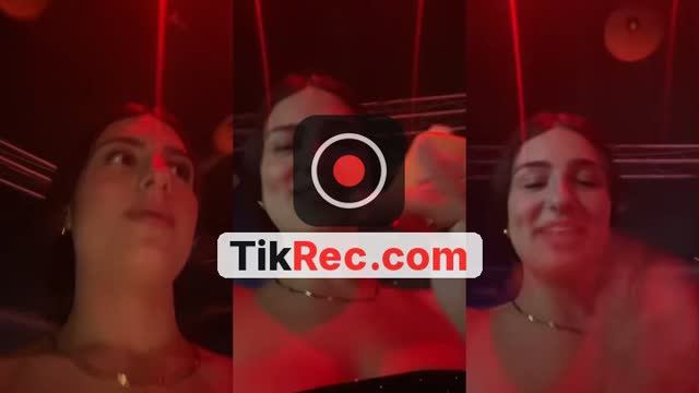 @_ainaraa.r TikTok live