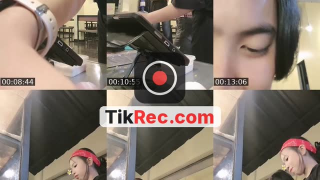 TikTok live: geprek setan abianbase by @gekkcantikaaa_._