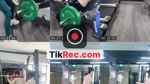 @luna_0a01 TikTok live
