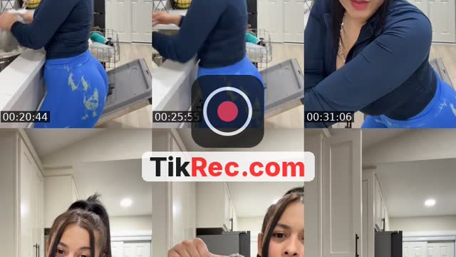 TikTok live: Hola babys👀😍🩵 by @lacatracha2391