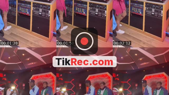 @2fithyricky TikTok live
