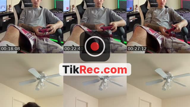 TikTok live: Need a guardian 😈 by @lmfaoluvzay