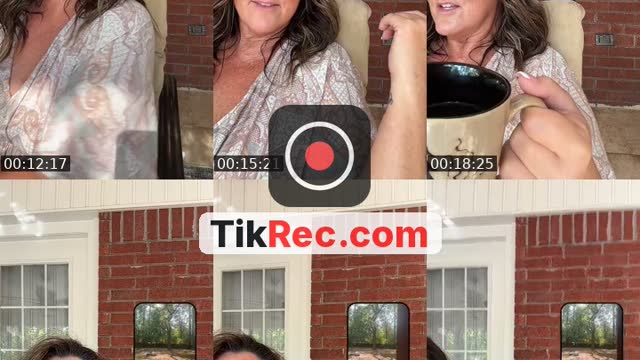 TikTok live: Hang out n chat w me  the 🐱😉💋🐈‍⬛👏 by @kissing.karilee