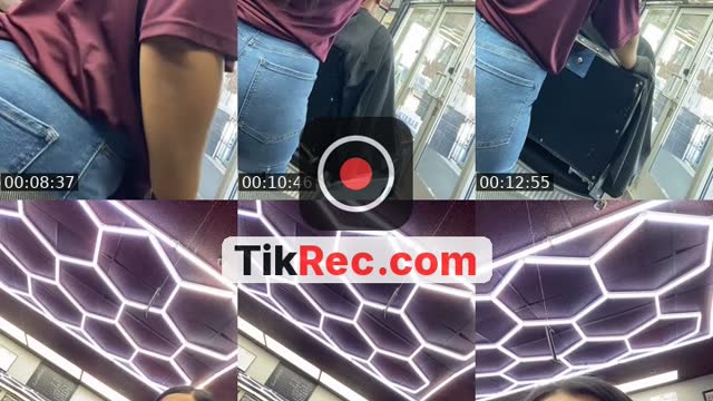 TikTok live: Meli time by @meliinizzle