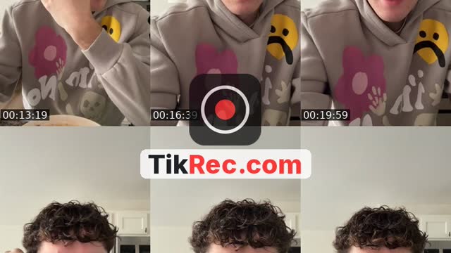 TikTok live: GALAXY FOR A SHOUTOUT by @whiteboyxay