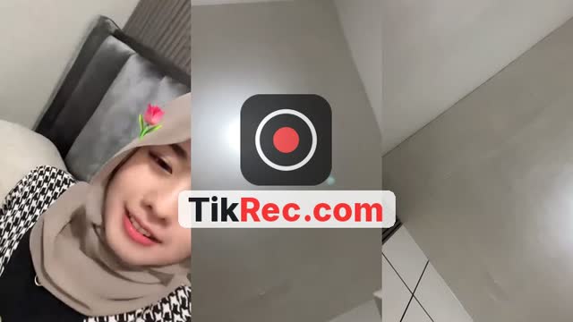 @potatoes__04 TikTok live