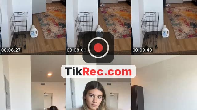 TikTok live: Hey by @theleahmae