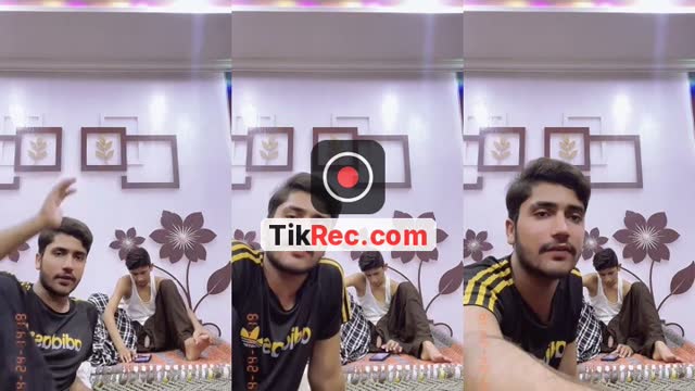 @.gurman124 TikTok live