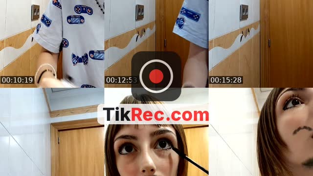 TikTok live: roblox by @elaproplayer