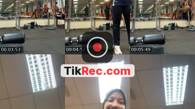 @dina_btrisyaa TikTok live