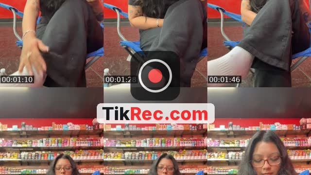 @ghostg1rl.__ TikTok live