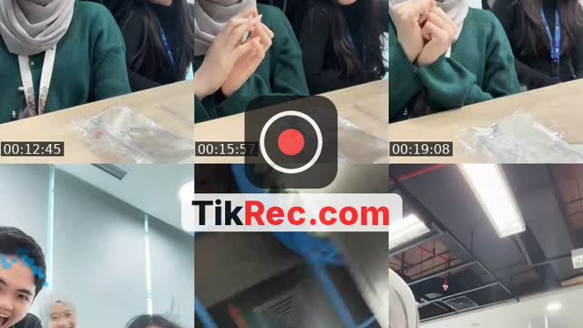 TikTok live: Happy weekend by @kakwayy