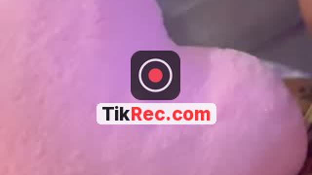 @dailydoseofprettlo TikTok live