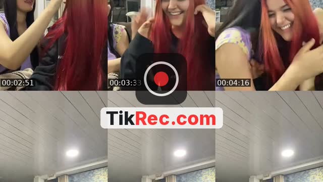 TikTok live: Wlw by @karollmuriente