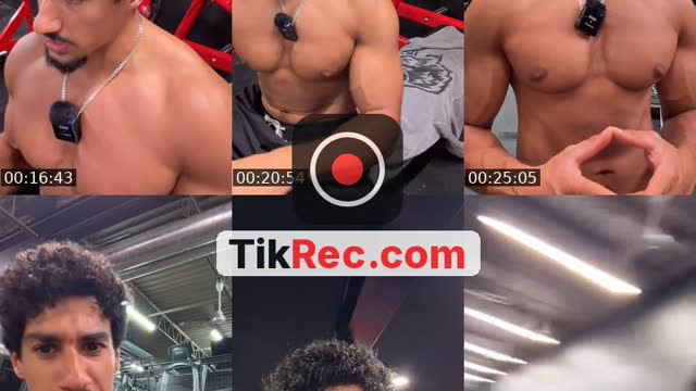 TikTok live: chest & anime & stuff by @ak.47ii