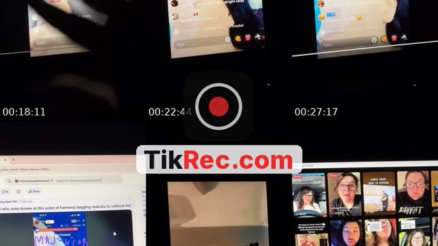 TikTok live: yapmaxxing by @spooky__spaghetti