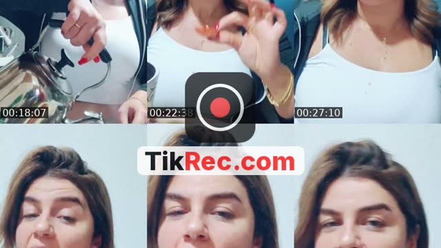 TikTok live: it's my birthday🩷 by @leandra3215