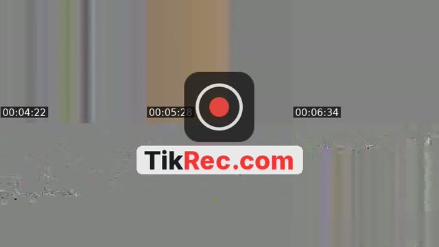TikTok live: Mansion Sleepover by @trisha_f5