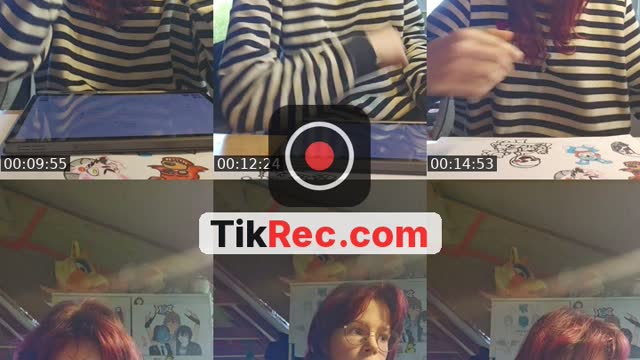 TikTok live: saving money👁️👄👁️ by @slayqueen0984
