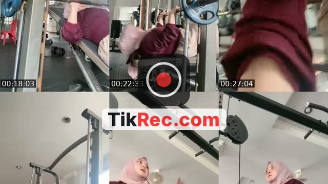 @ay_nov6 TikTok live