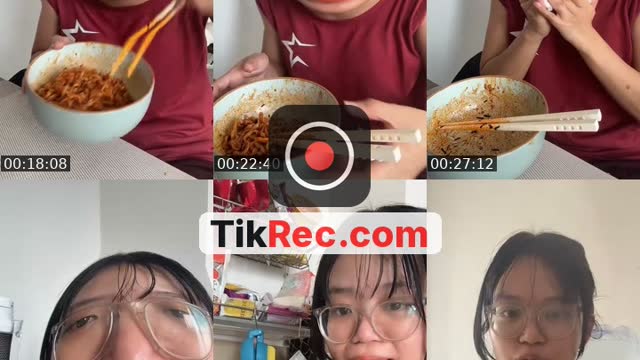 TikTok live: minggu micin by @cristynatann