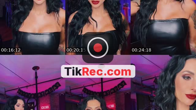 TikTok live: birthday by @janeonthebraino