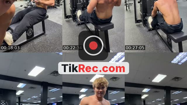 TikTok live: CHEST N BACK MIDNIGHT PUMP💪 by @callme.biggs