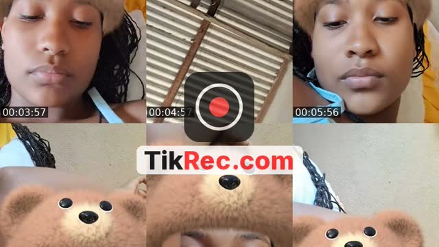 @biazinha.09b TikTok live