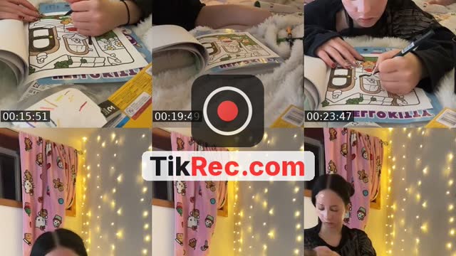 TikTok live: Coloring by @nikkiw122