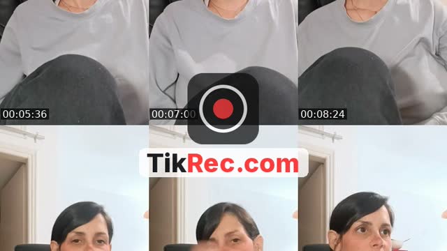 TikTok live: grwm for the day , music chat by @rosarozitaart