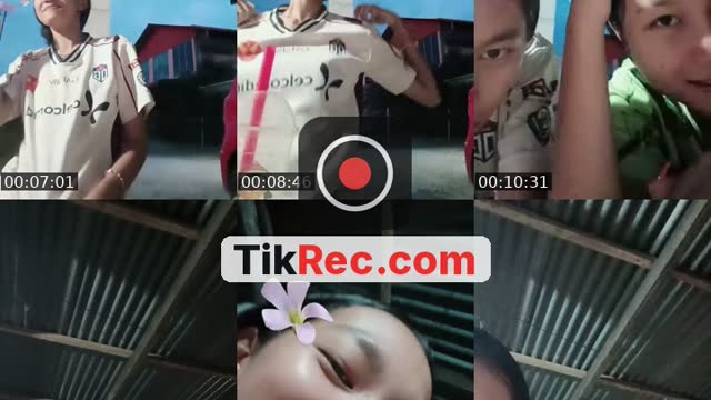 TikTok live: buring by @vaniella_1
