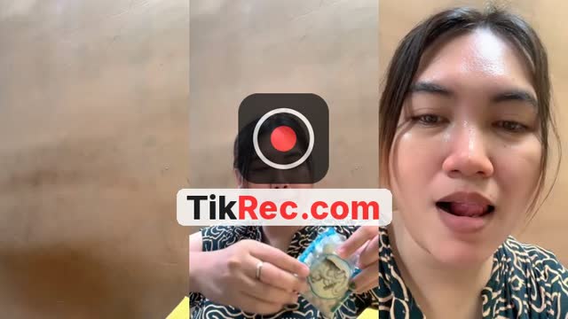 @valoly26 TikTok live