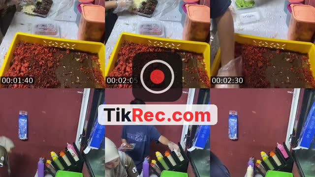 TikTok live: CUCUR AND POPIA PISANG by @pondok.nrs
