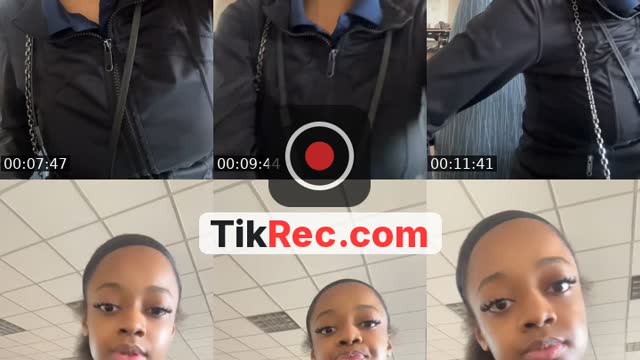 TikTok live: Hey chat 💕✨ by @thatdancershi