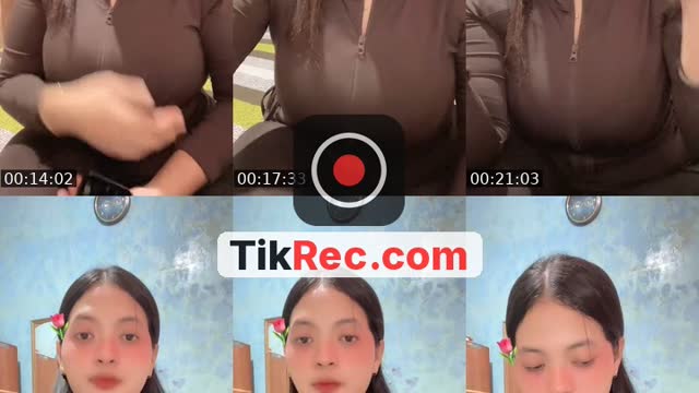 TikTok live: iya padang by @awaptrrr