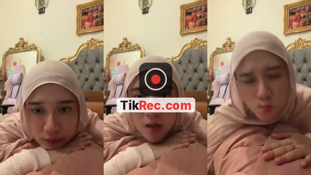 @indrianaones_ TikTok live