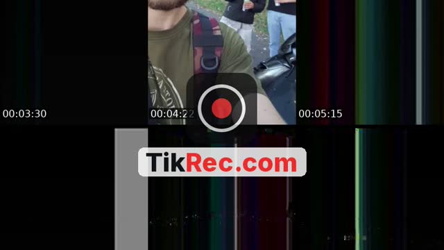 @leon.bro70 TikTok live