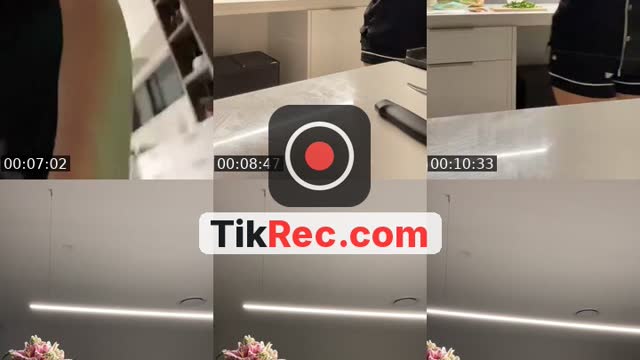 @defnotjuilia TikTok live from 2026-10-01