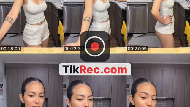 @siobelimofficial TikTok live from 2026-10-01