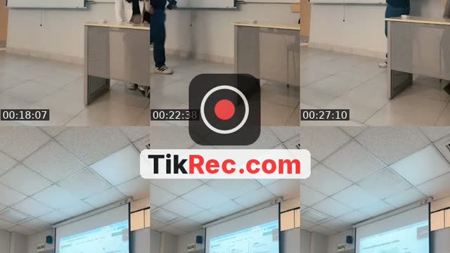@laaduaneraotaku TikTok live from 2026-10-27