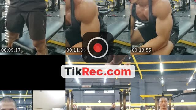 TikTok live: MUSCLE by @koyoksalego
