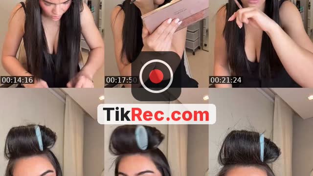 TikTok live: Makeup  hair by @violetacenturion