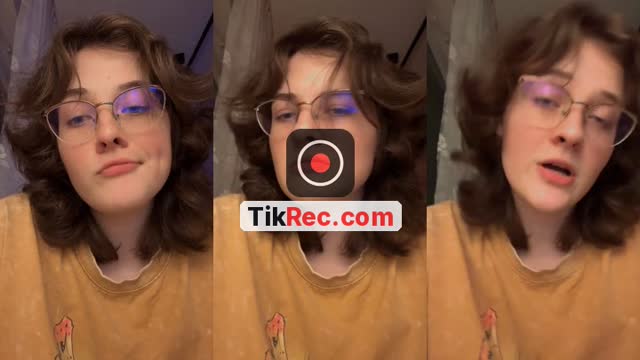 @liliks058 TikTok live from 2026-10-28