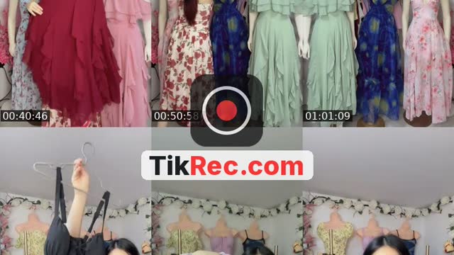 @dollymoon.pe TikTok live