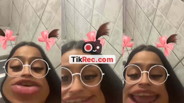 @poxavih09 TikTok live