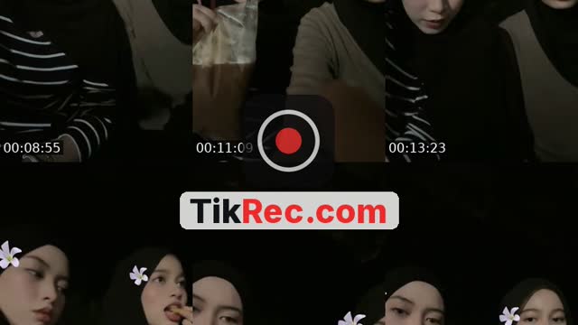 @moomemeow TikTok live from 2026-10-09