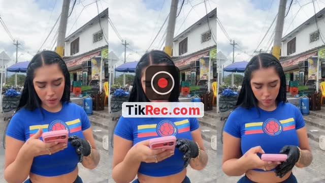 @fernandaruizg TikTok live